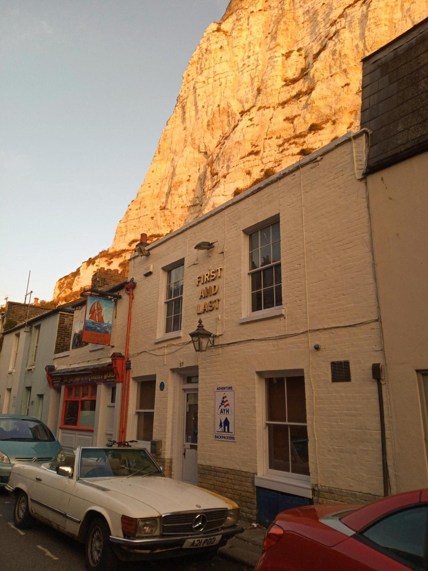 First And Last Youth Hostel Dover Buitenkant foto